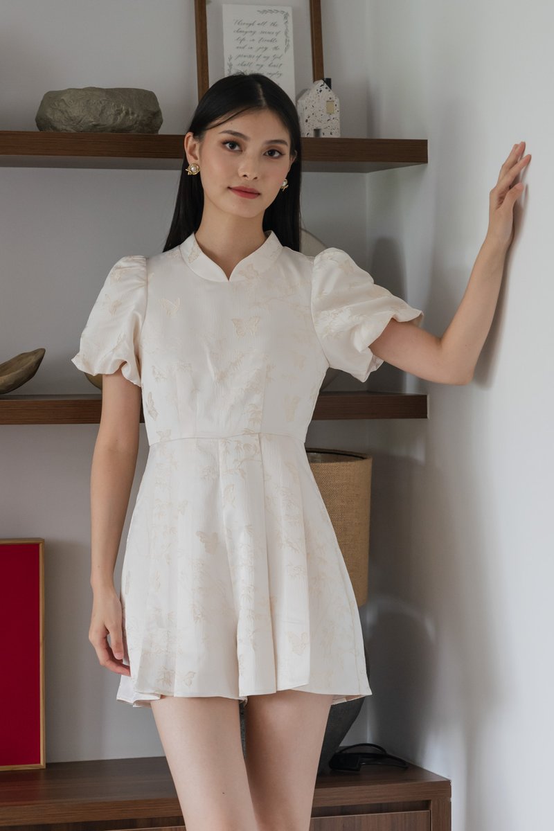 Xuan Jacquard Mandarin Romper In Champagne