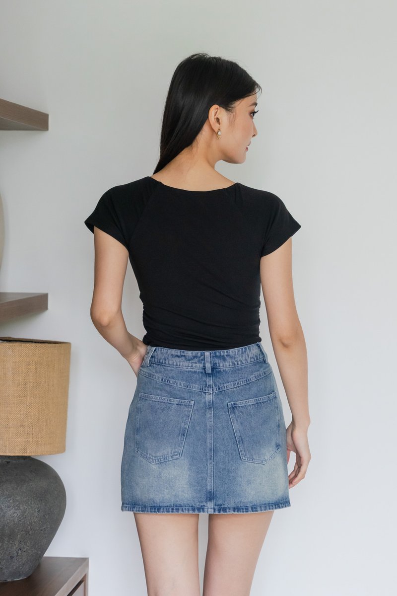 Justine Side Ruched Padded Top In Black