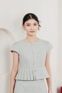 Isla Premium Pleated Top In Tiffany