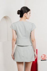 Isla Premium Pleated Top In Tiffany