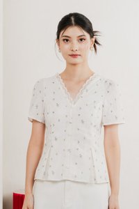 Mathiola Embroidery Lace Top