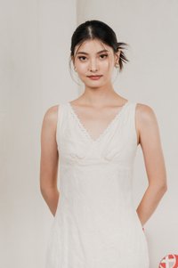 Floris Embroidery Lace Midi Dress In Cream