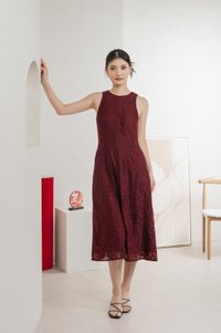 Fortress Lace Panelled Midi Dress In Wine