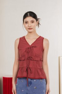 Lottie Textured Lace Ribbon Top In Rose
