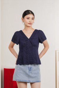 Drisella Floral Eyelet Top In Navy