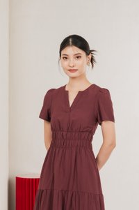 Cordelia V Neck Tiered Midi Dress In Maroon