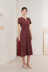 Cordelia V Neck Tiered Midi Dress In Maroon