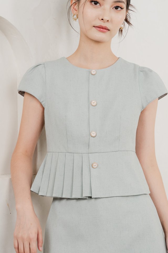 Isla Premium Pleated Top In Tiffany