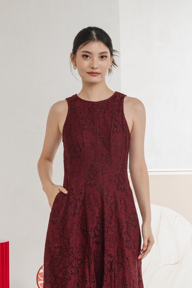 Fortress Lace Panelled Midi Dress In Wine
