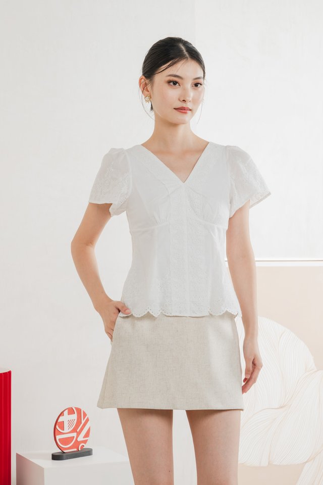 Drisella Floral Eyelet Top In White