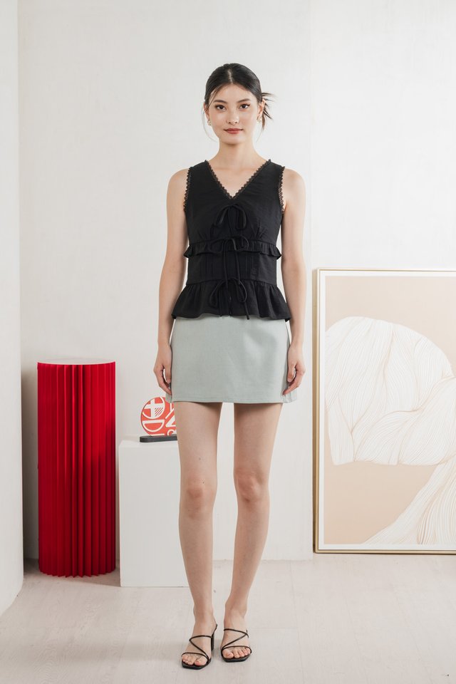 Lottie Textured Lace Ribbon Top In Black