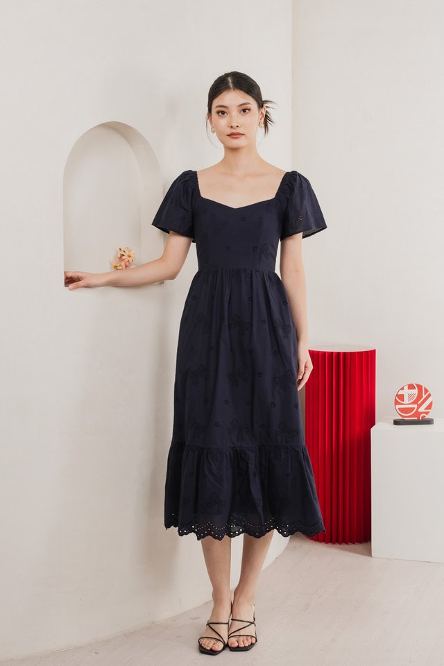 Brinia Ribbon Eyelet Sweetheart Midi Dress In Navy