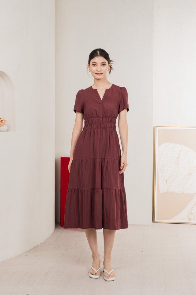Cordelia V Neck Tiered Midi Dress In Maroon