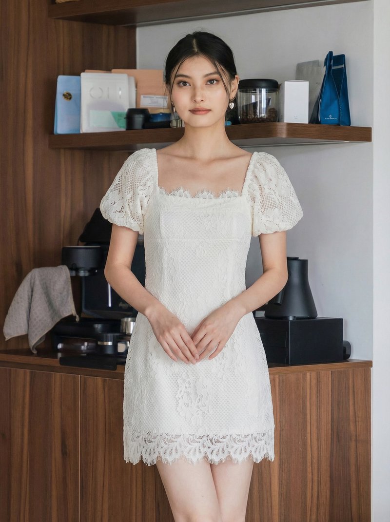 Qian Lace Puff Sleeves Dress In White