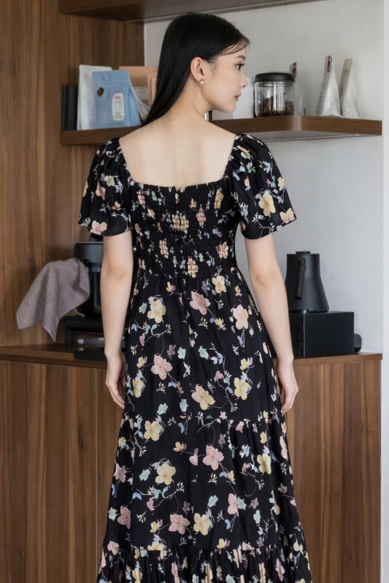 Moxie Fleur Sweetheart Empire Midi Dress In Black