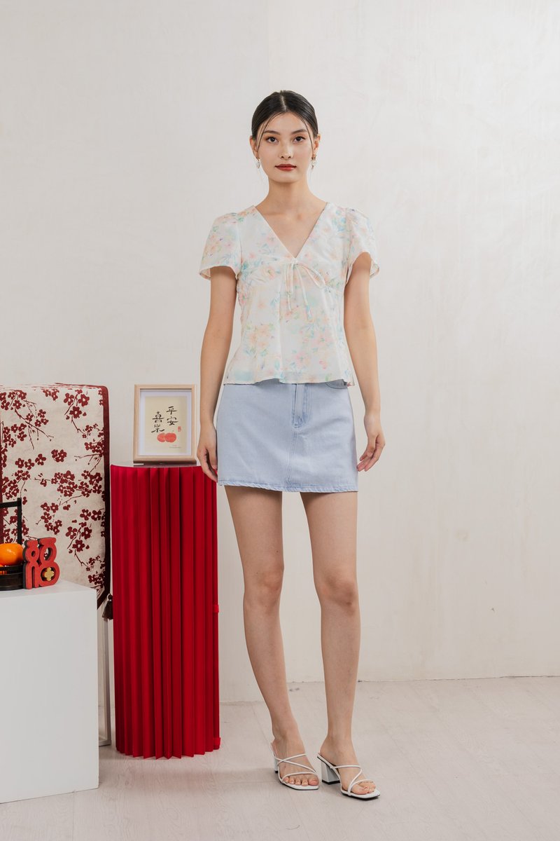 Sakura Embroidery Ribbon Top In White