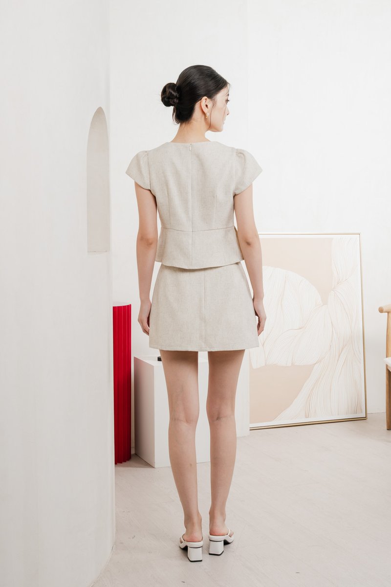 Isla Premium Pleated Top In Oat