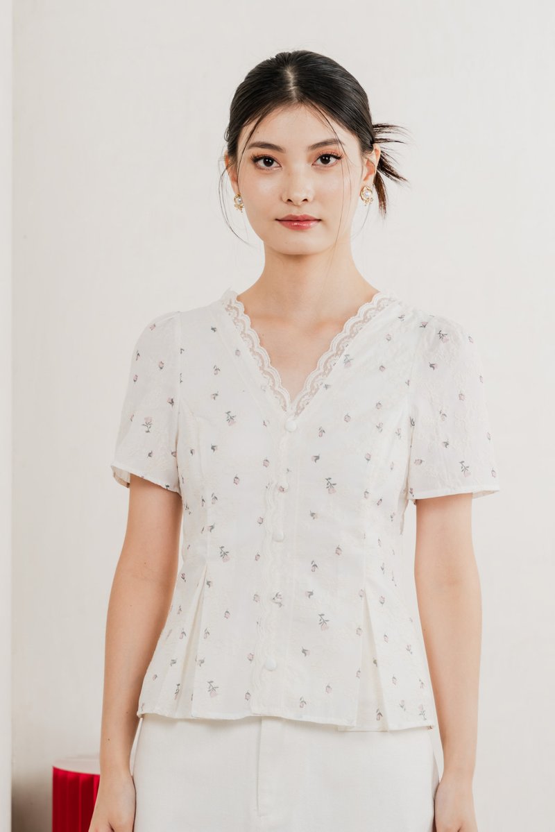 Mathiola Embroidery Lace Top