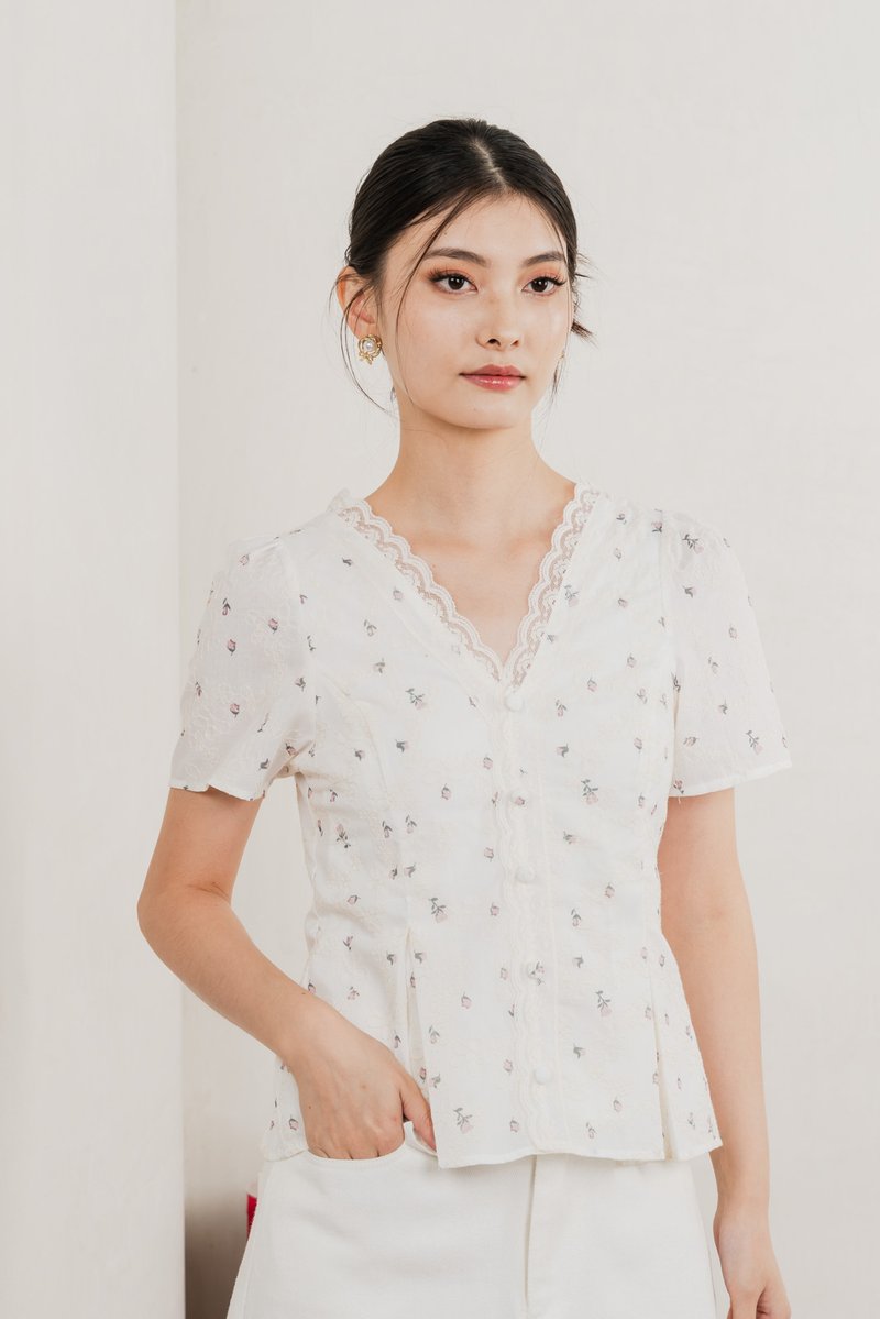Mathiola Embroidery Lace Top