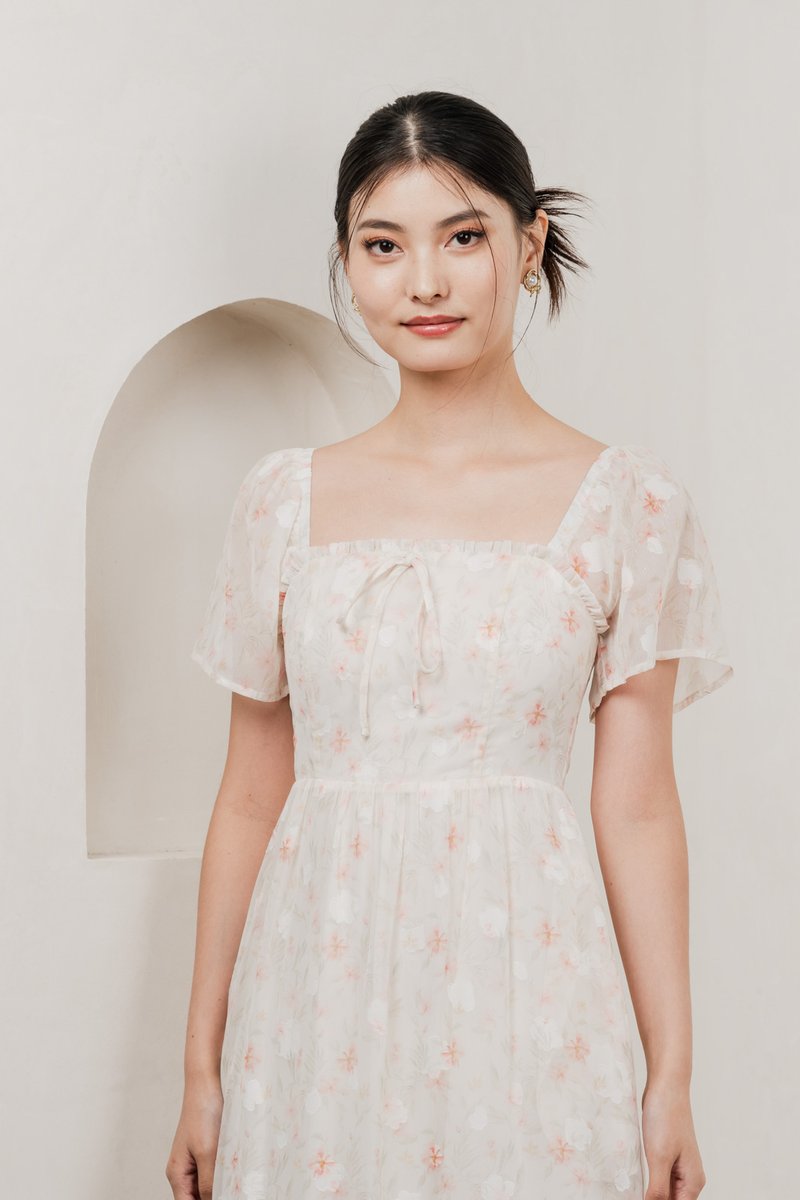 Gigil Floral Ribbon Midi Dress
