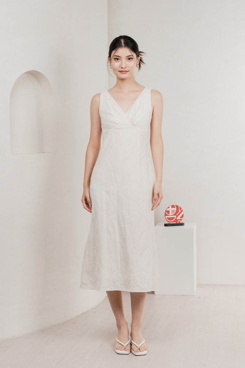 Floris Embroidery Lace Midi Dress In Cream
