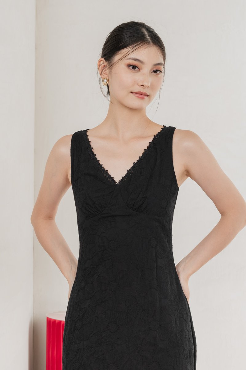Floris Embroidery Lace Midi Dress In Black