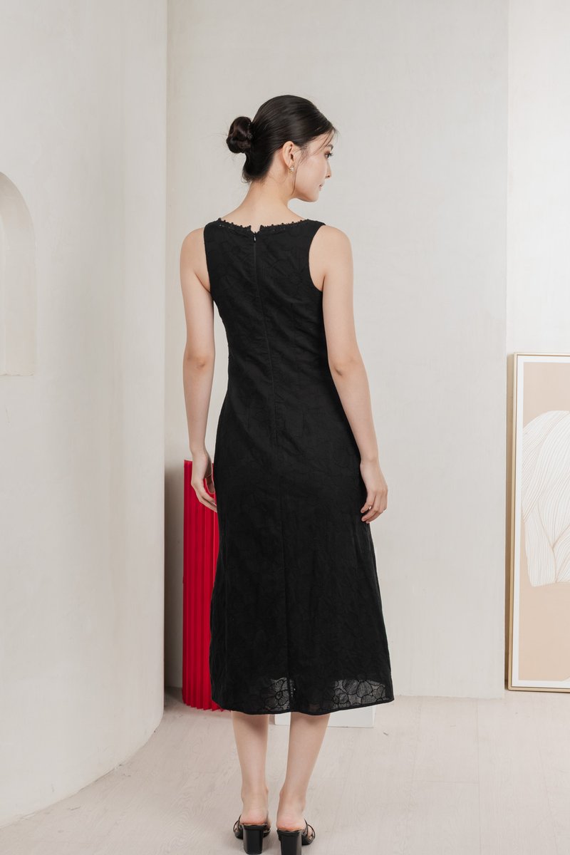 Floris Embroidery Lace Midi Dress In Black