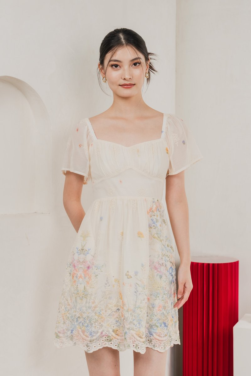 Mystique Fleur Ruched Dress