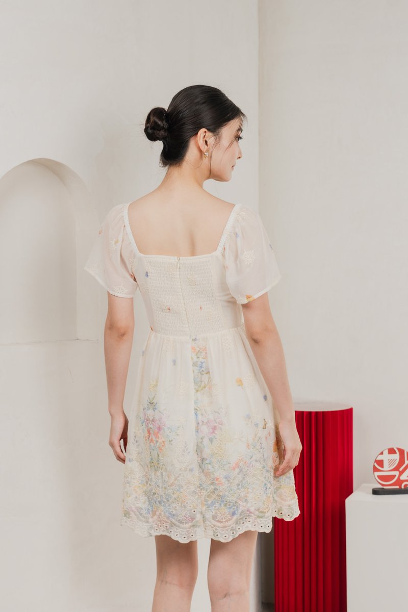 Mystique Fleur Ruched Dress