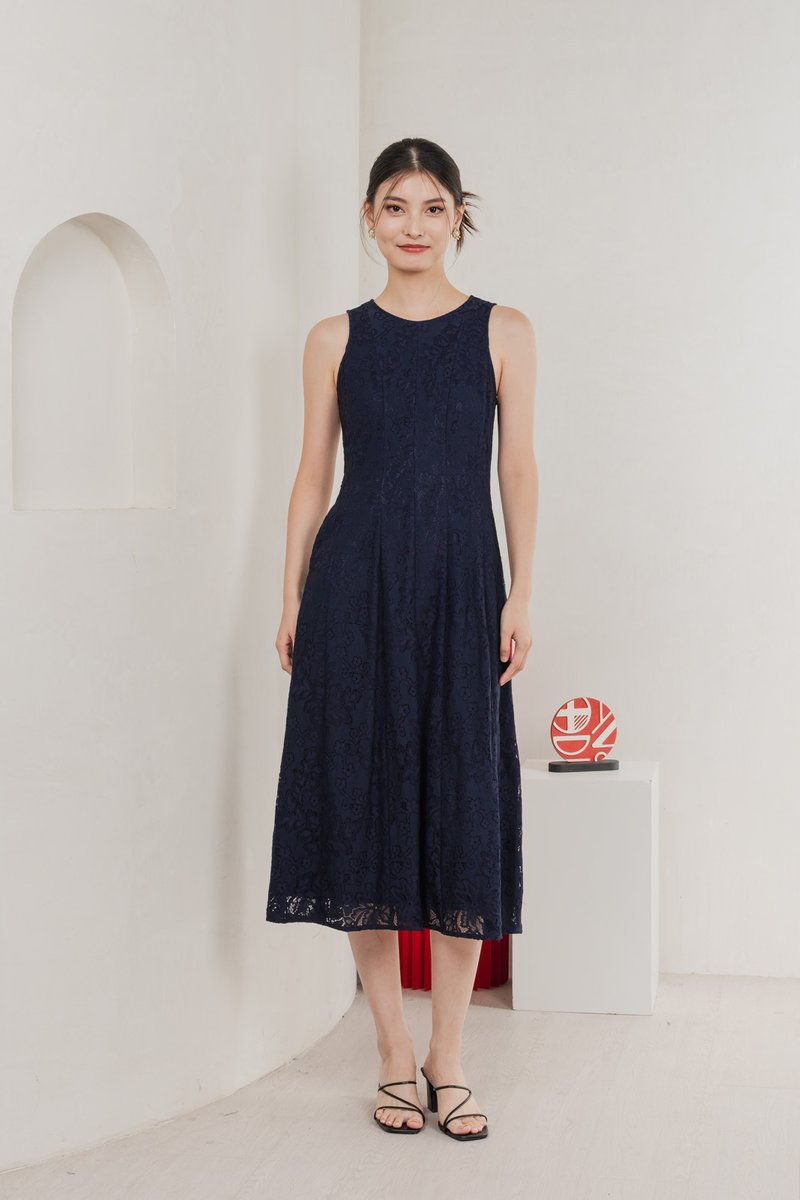 Fortress Lace Panelled Midi Dress In Navy