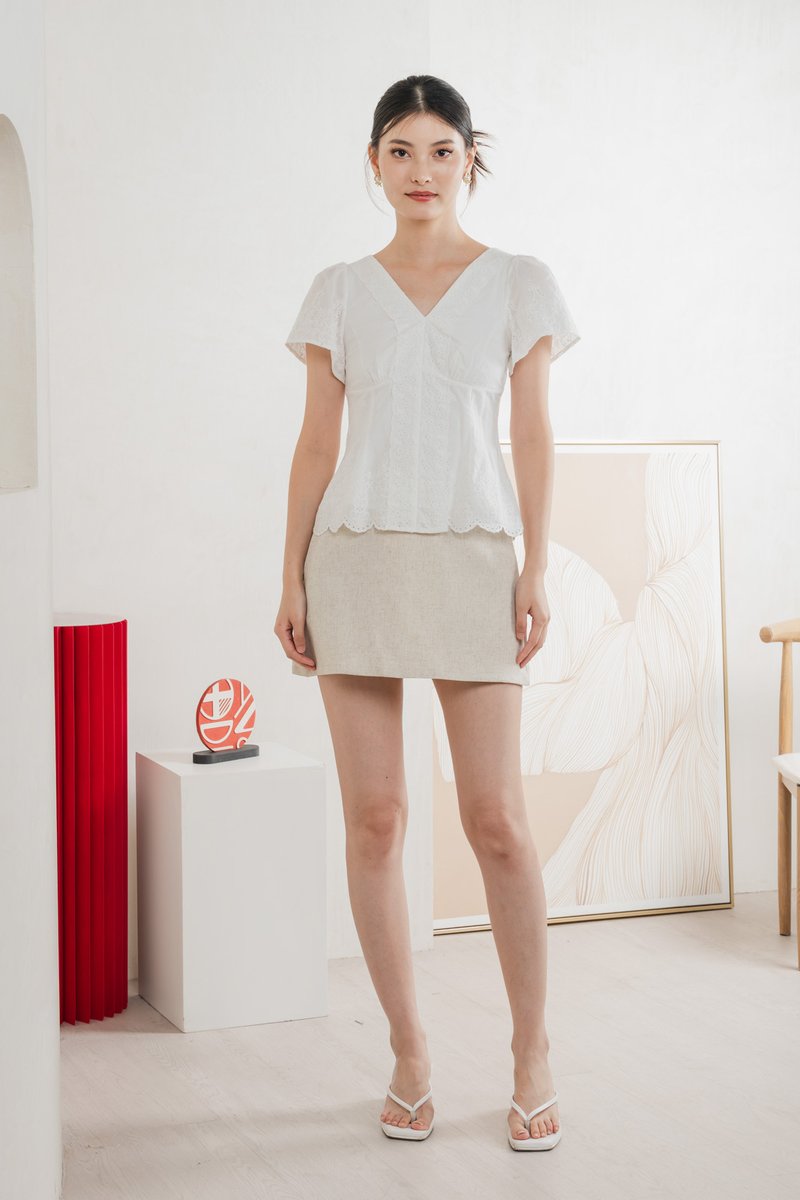 Drisella Floral Eyelet Top In White