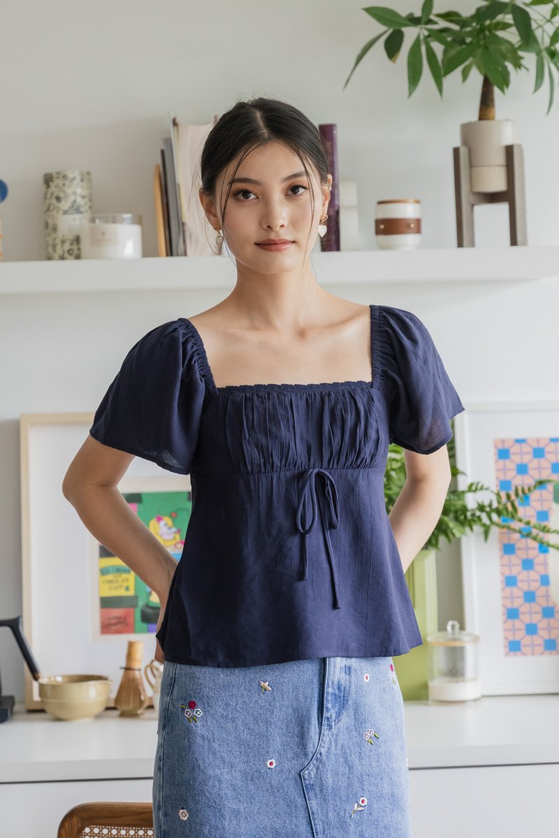 Poselle Textured Ribbon Ruched Top In Navy