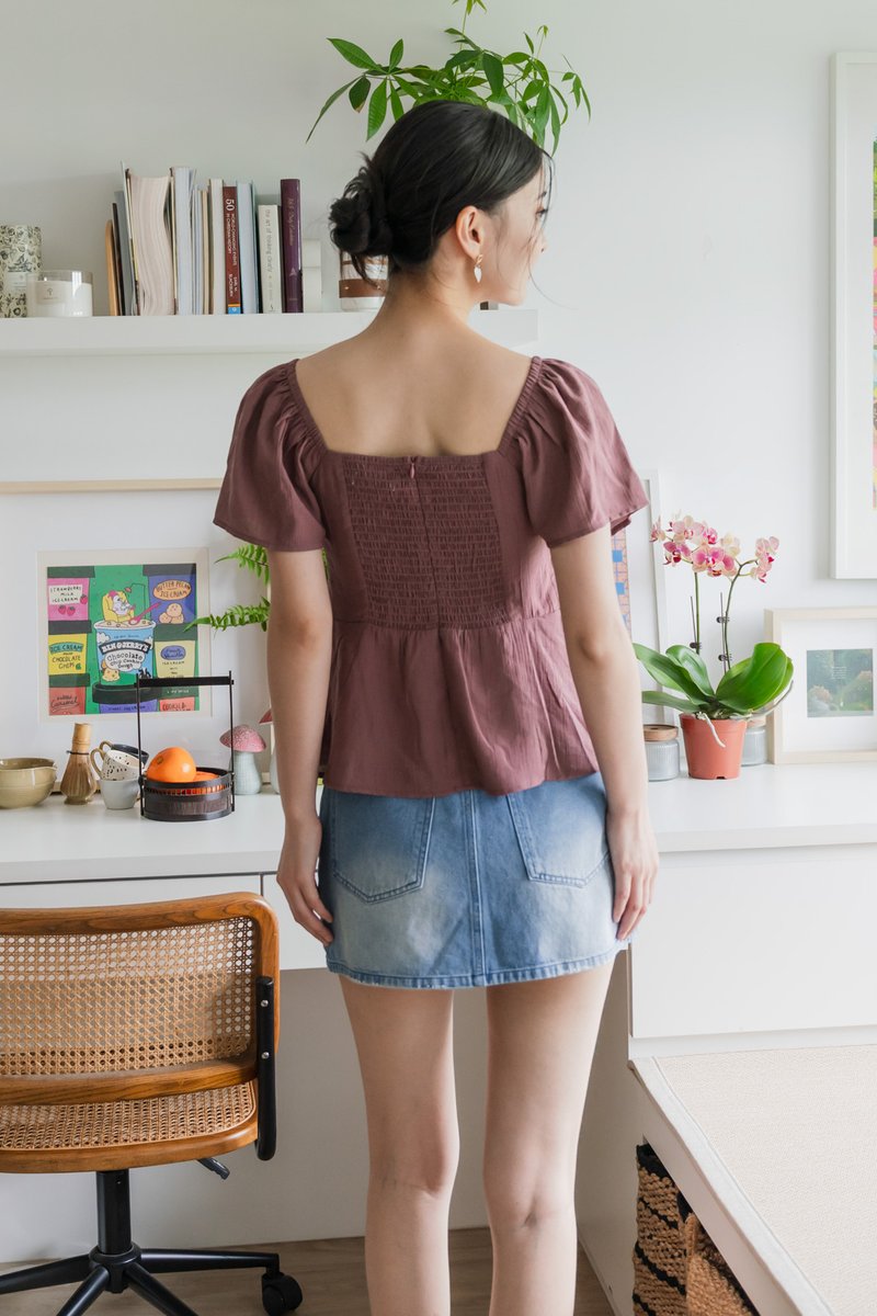 Poselle Textured Ribbon Ruched Top In Mauve