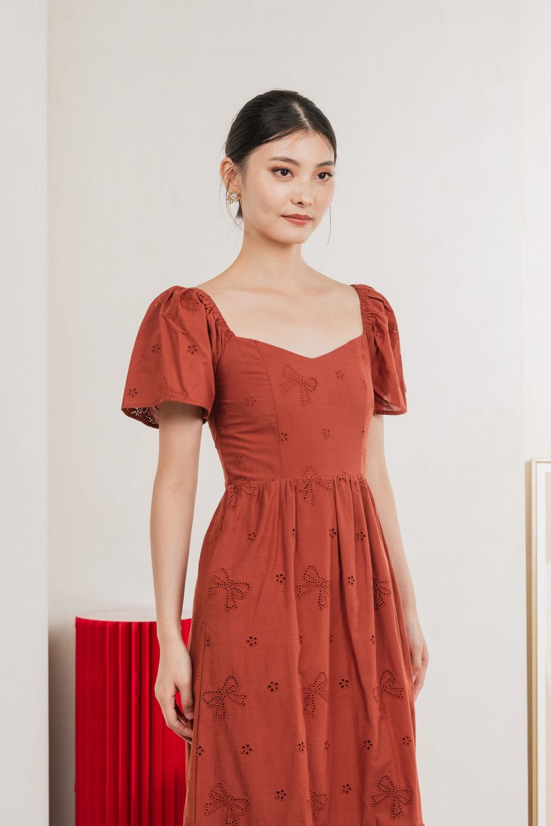 Brinia Ribbon Eyelet Sweetheart Midi Dress In Rust