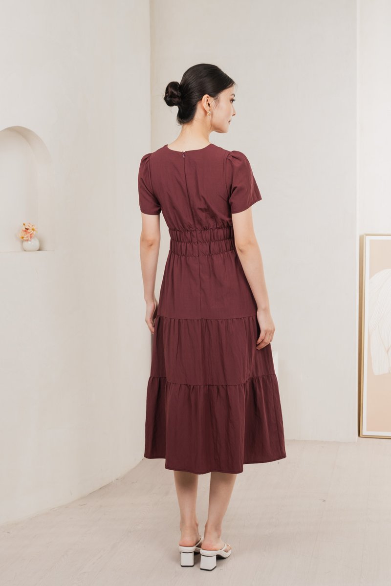 Cordelia V Neck Tiered Midi Dress In Maroon