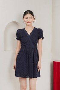 Elowyn Eyelet Sleeve Dress In Navy
