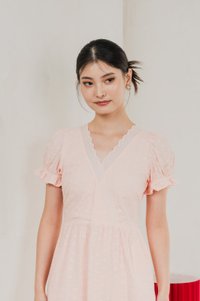 Elowyn Eyelet Sleeve Dress In Pink