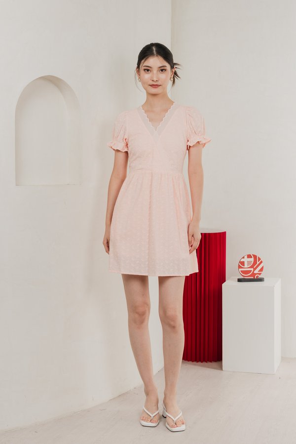 Elowyn Eyelet Sleeve Dress In Pink