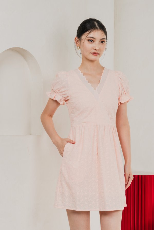 Elowyn Eyelet Sleeve Dress In Pink