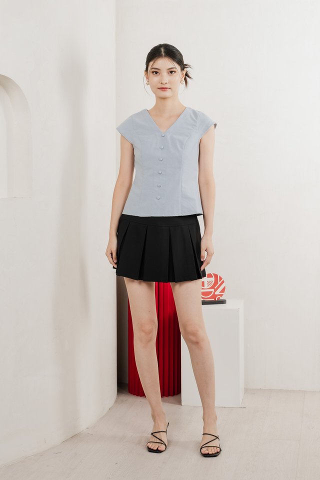 Bluebell Cap Sleeves Button Top In Light Wash