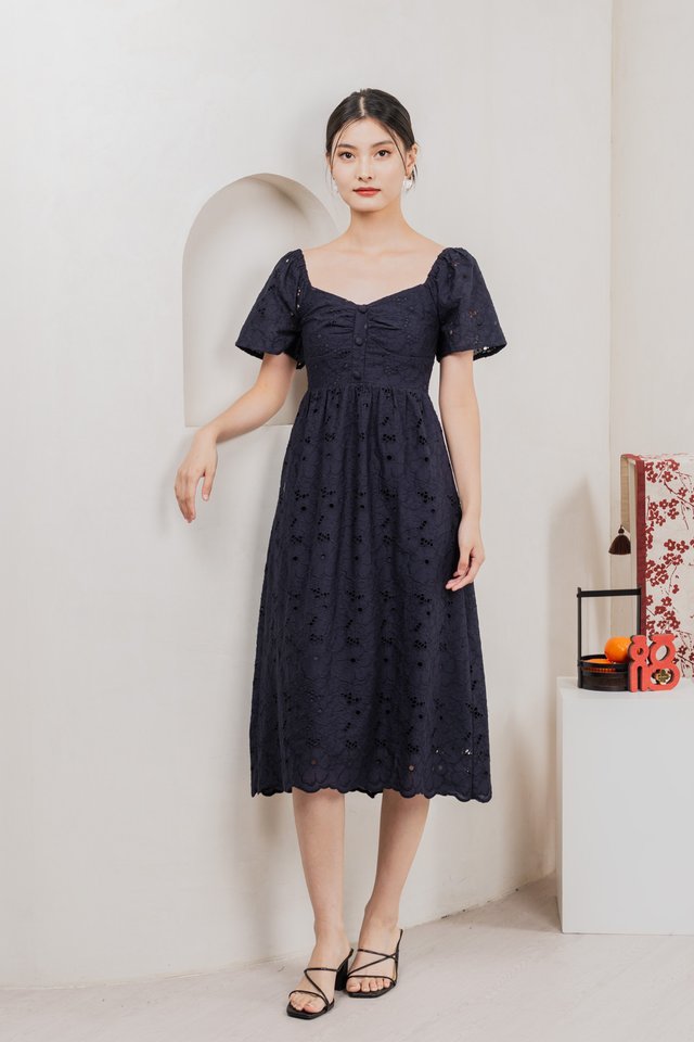 Nico Eyelet Sweetheart Button Midi Dress In Navy