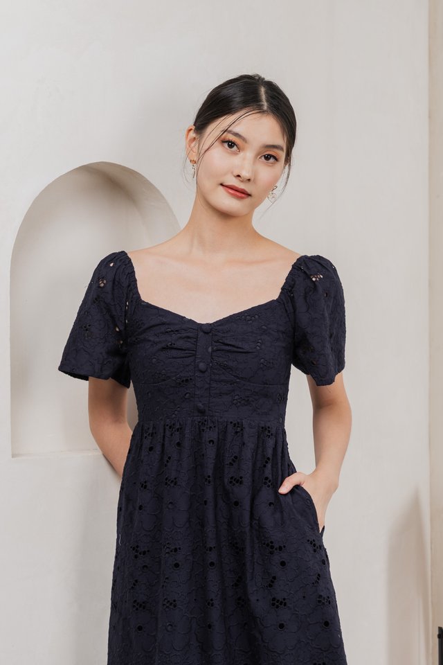 Nico Eyelet Sweetheart Button Midi Dress In Navy