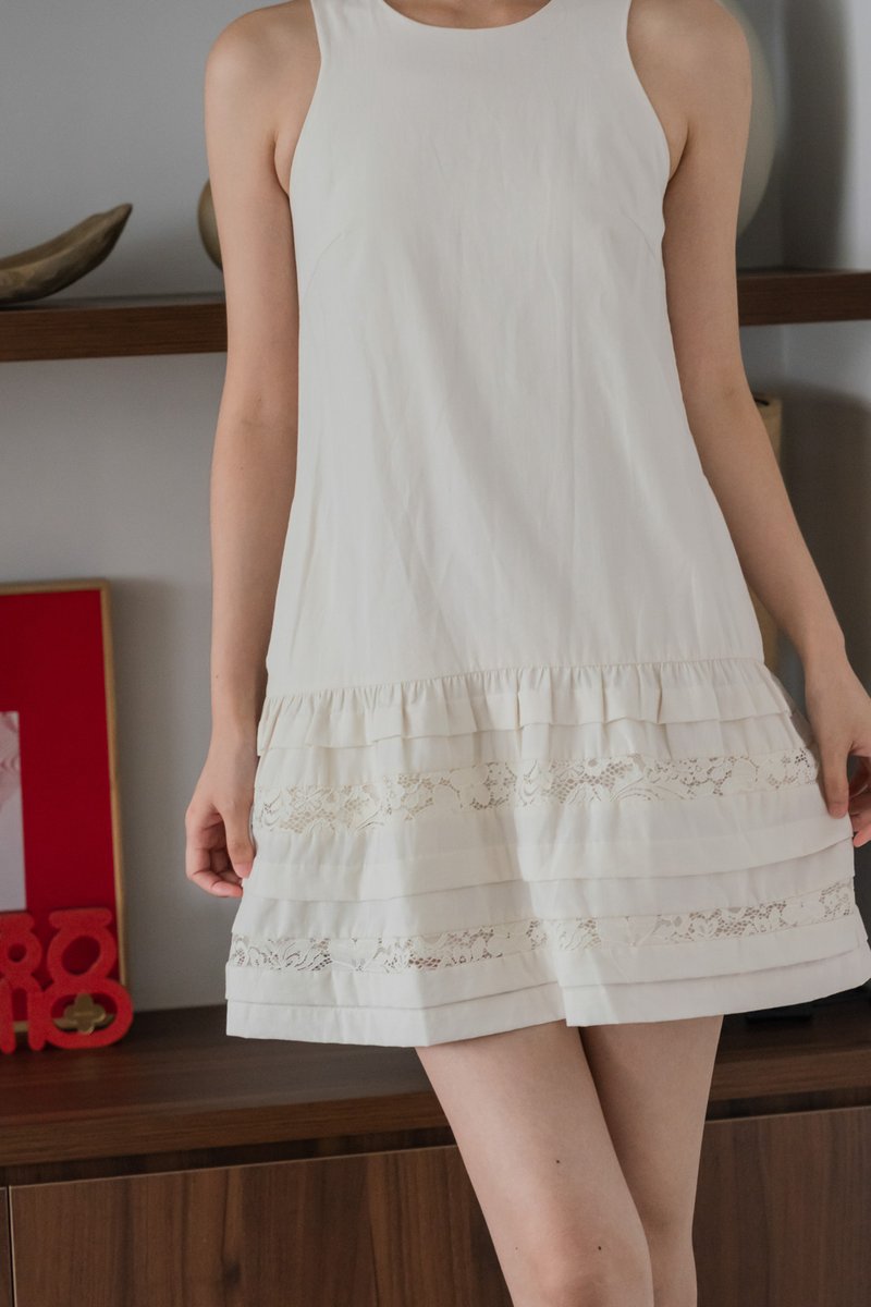 Dusk Dropwaist Lace Dress In Oat