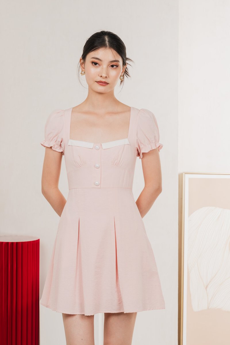 Ari Button Pleated Dress In Pink