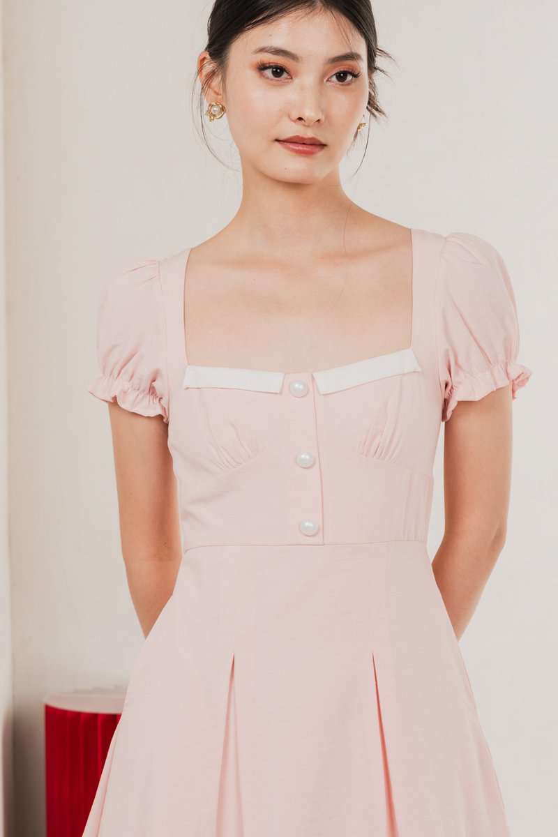 Ari Button Pleated Dress In Pink