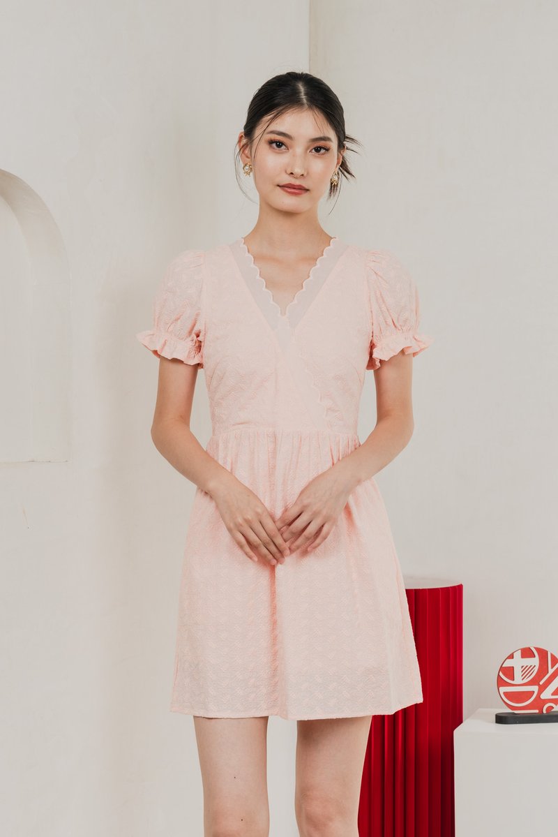 Elowyn Eyelet Sleeve Dress In Pink