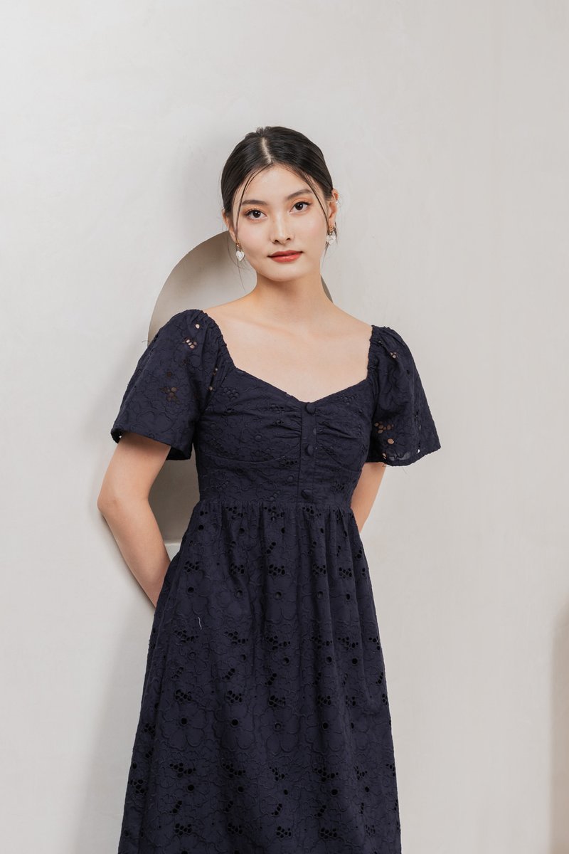 Nico Eyelet Sweetheart Button Midi Dress In Navy