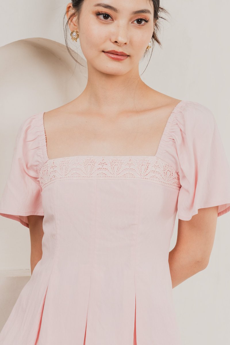 Jacqueline Crochet Top In Soft Pink