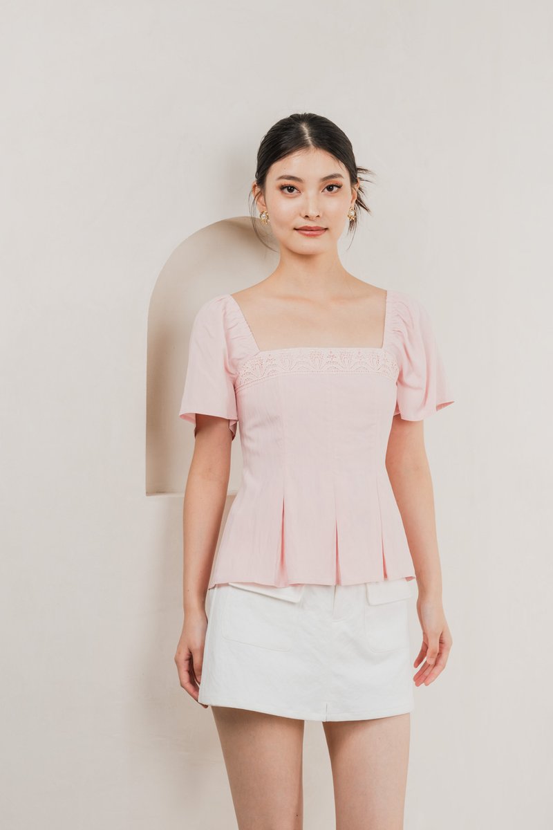 Jacqueline Crochet Top In Soft Pink