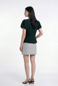 Eiliana Eyelet Pleated Top In Emerald